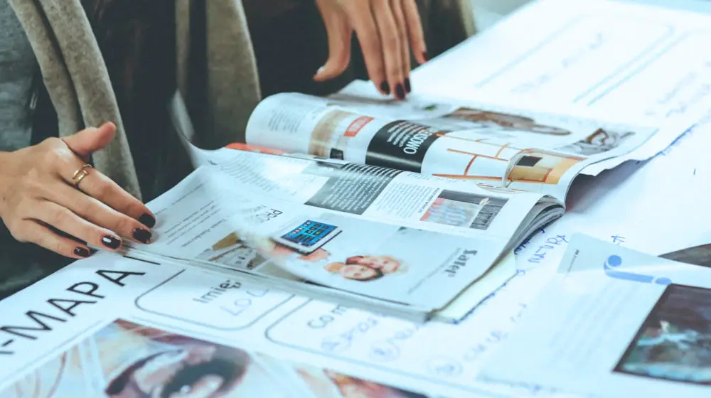 Travel Guides - Detailed inflight reading content